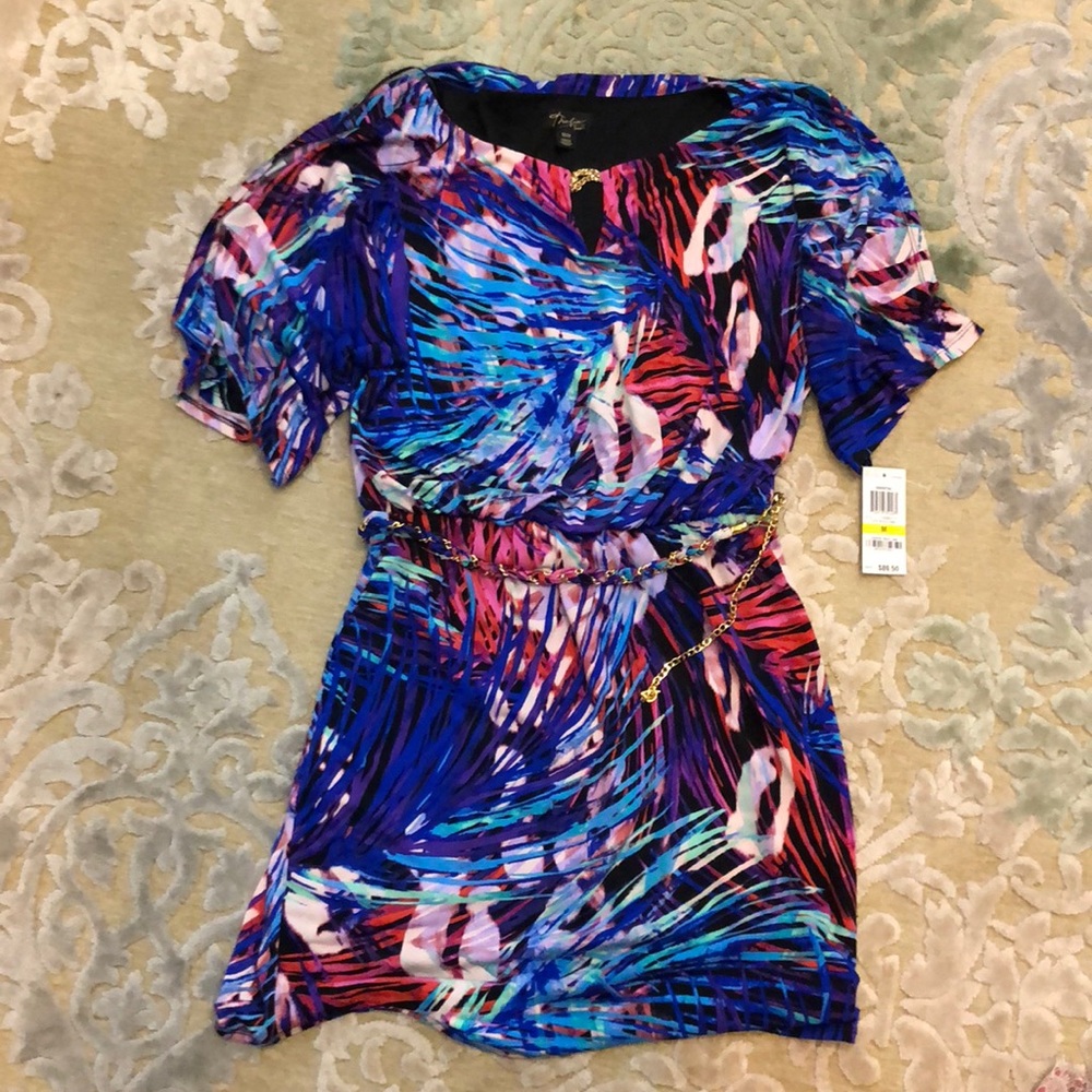 NWT Thalia dress. Size Medium. Super cute.